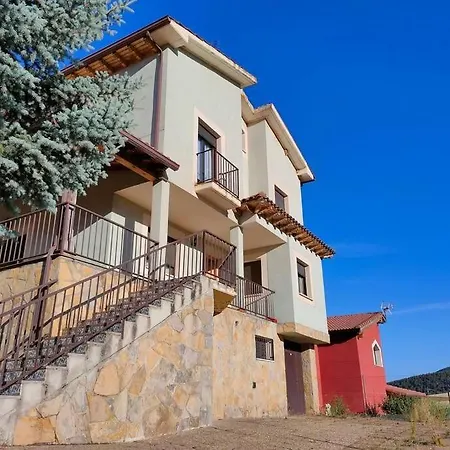 Vivienda De Uso Turistico En Entorno Maravilloso